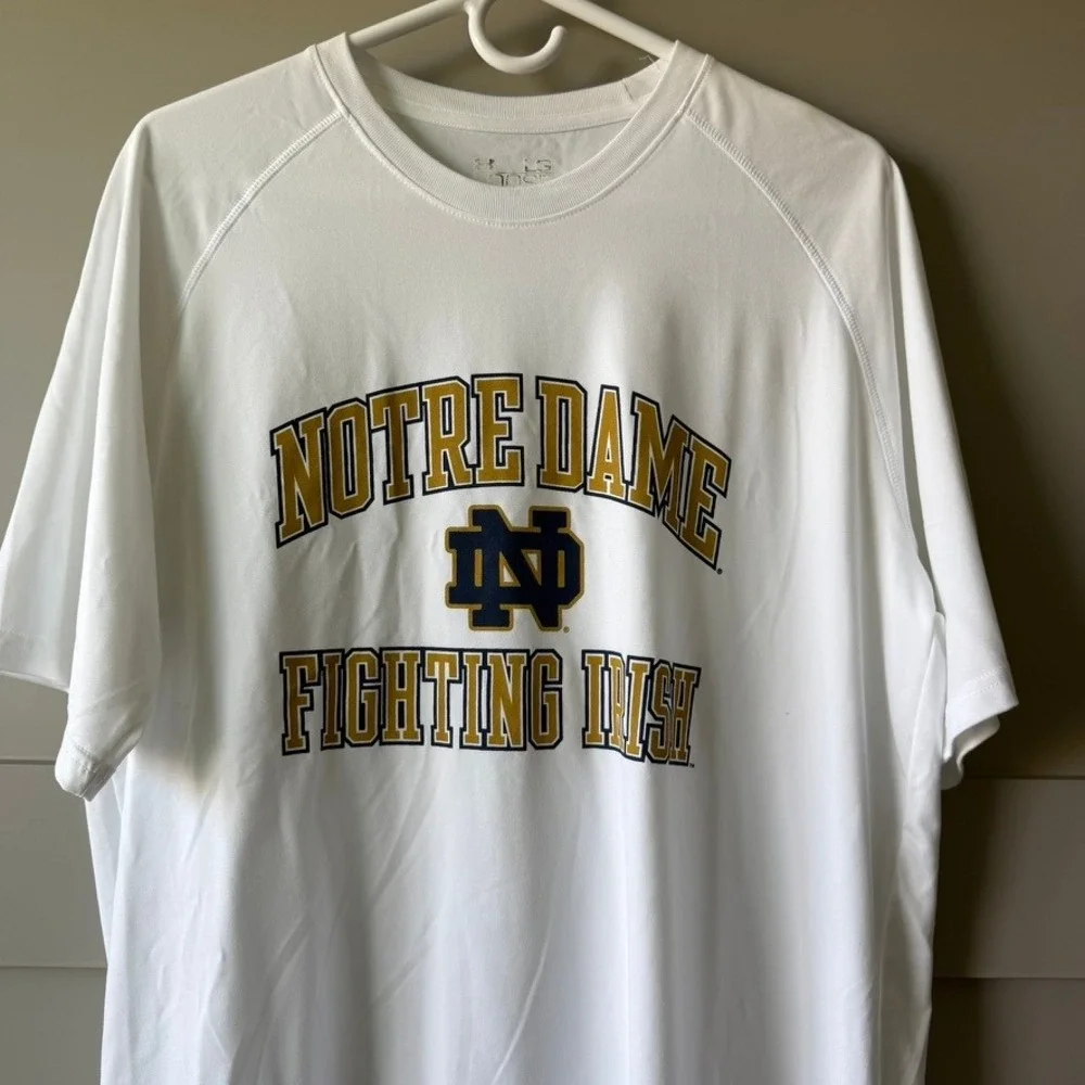 Under Armour Notre Dame Fighting Irish Mens Large White HeatGear Graphic T-Shirt